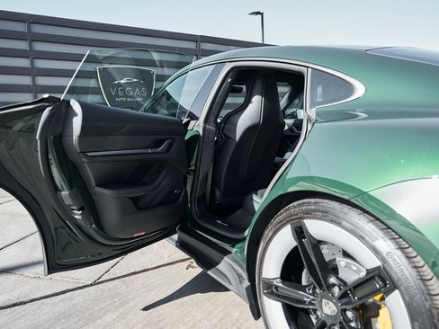 Used 2025 Porsche Taycan Turbo S w/ Premium Package image 29