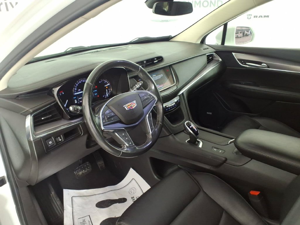 Used 2019 Cadillac XT5 Premium Luxury FWD image 9