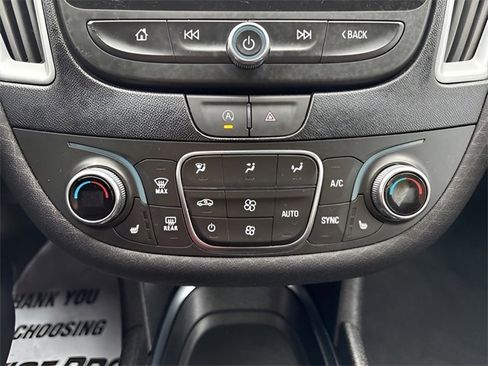 Used 2023 Chevrolet Malibu LT image 15