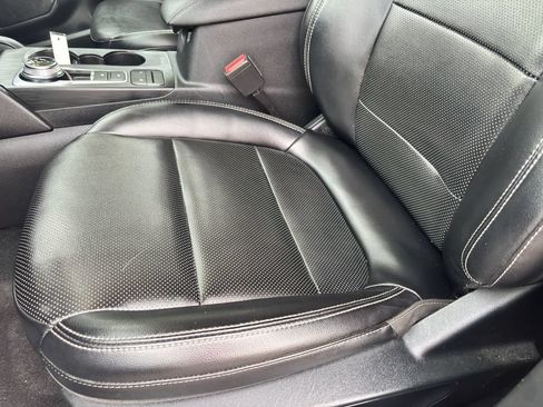 Used 2020 Ford Escape SEL AWD/4WD image 14