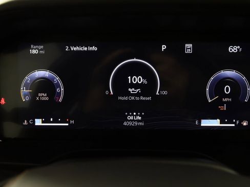 Used 2023 Jeep Grand Cherokee Summit w/ Luxury Tech Group V image 22