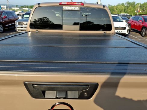 Used 2023 Nissan Frontier PRO-4X w/ Pro-4X Premium Package AWD/4WD image 6