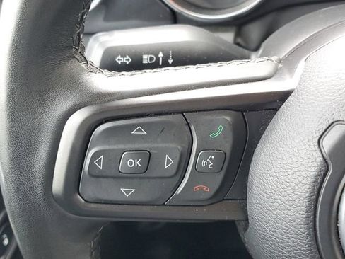 Used 2022 Jeep Gladiator Sport AWD/4WD image 21