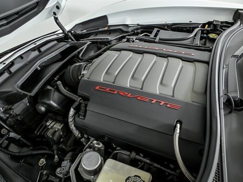 Used 2014 Chevrolet Corvette Stingray Convertible w/ 3LT Preferred Equipment Group RWD image 15