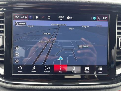 Used 2024 Dodge Durango GT RWD image 19