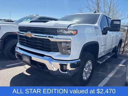 Used 2024 Chevrolet Silverado 2500 LT w/ All Star Edition AWD/4WD image 3