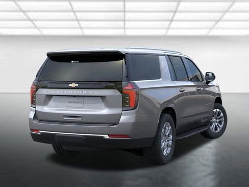 New 2025 Chevrolet Suburban LS image 4