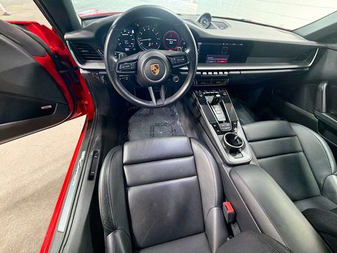Used 2020 Porsche 911 Carrera image 17