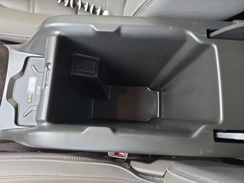 Used 2021 GMC Canyon Denali image 30