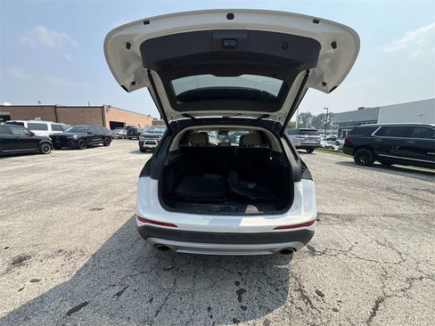 Used 2022 Lincoln Corsair Reserve w/ Elements Package image 27