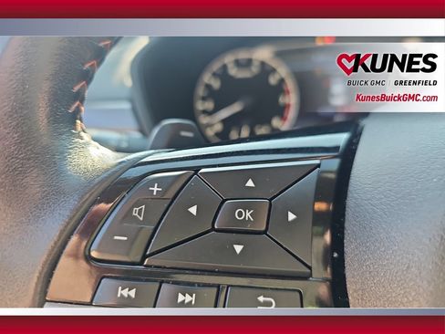 Used 2024 Nissan Altima 2.5 SR FWD image 23