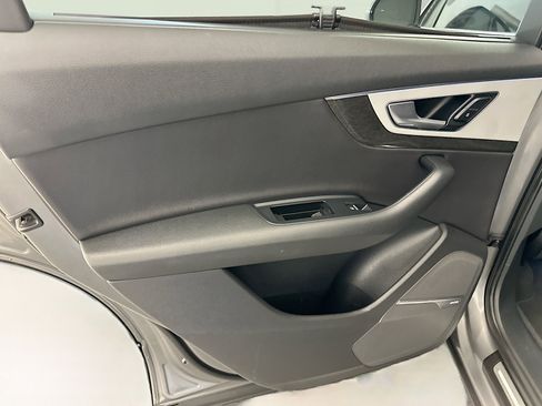 Used 2018 Audi Q7 2.0T Premium Plus w/ Premium Plus Package image 28