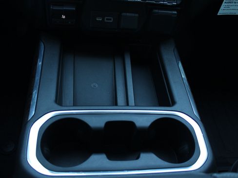 Used 2022 GMC Sierra 3500 Denali w/ Denali Ultimate Package image 68