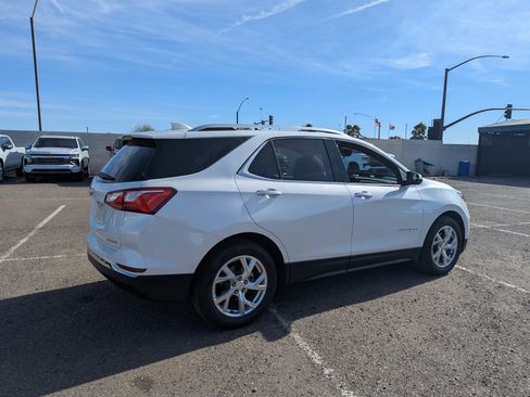 Used 2021 Chevrolet Equinox Premier image 4