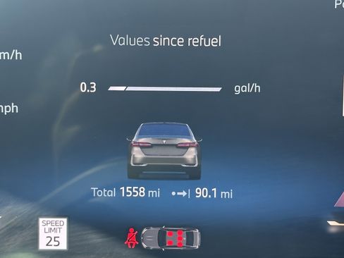 Used 2025 BMW 530i xDrive 530i xDrive w/ Premium Package image 23