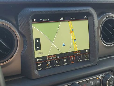 Used 2022 Jeep Wrangler Sport AWD/4WD image 15