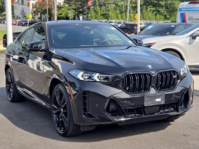 Used 2024 BMW X6 M60i AWD/4WD image 3