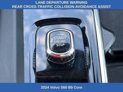 Used 2024 Volvo S60 B5 Core image 9