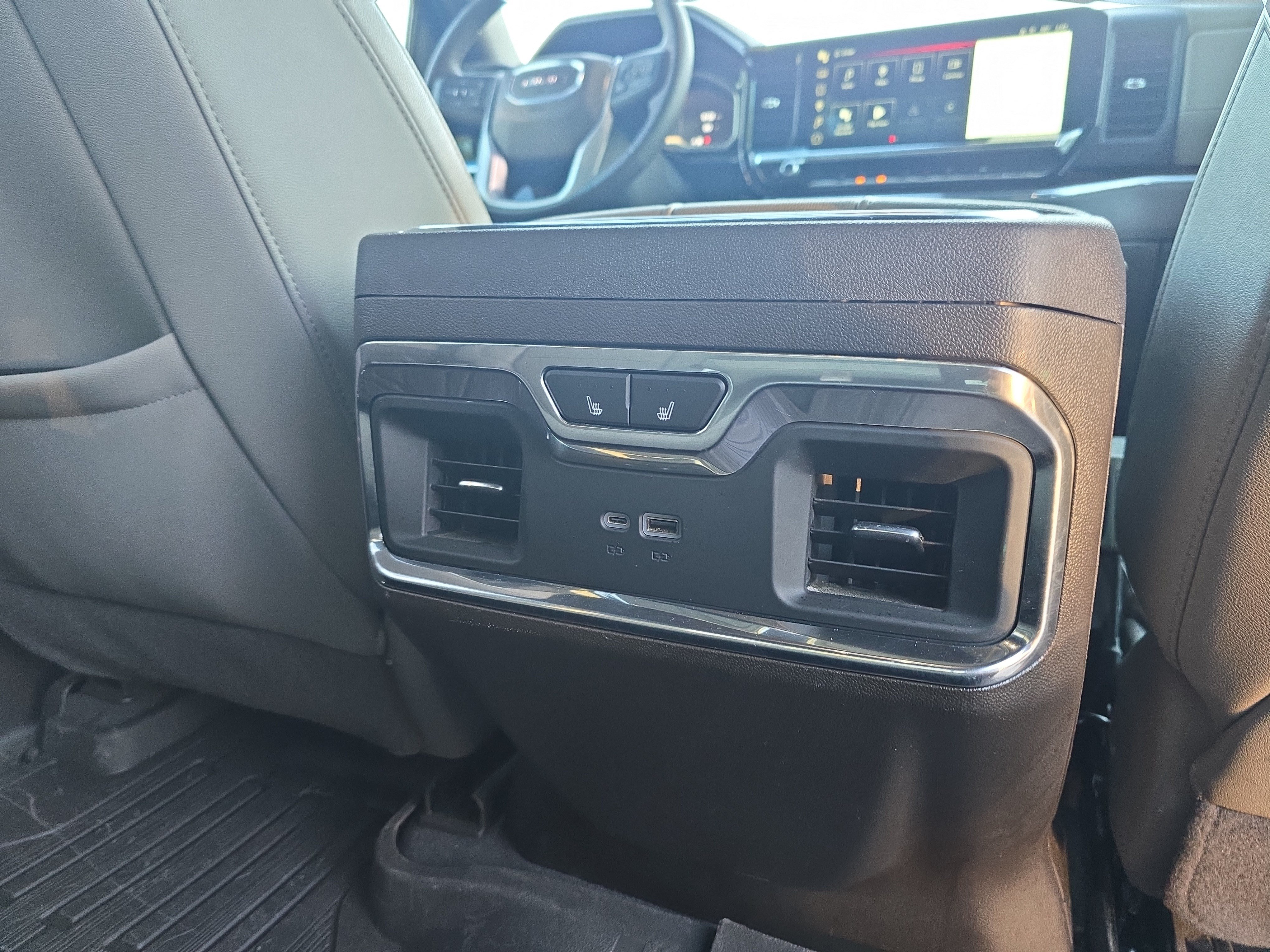 Used 2024 GMC Sierra 1500 SLT w/ SLT Premium Plus Package AWD/4WD image 12