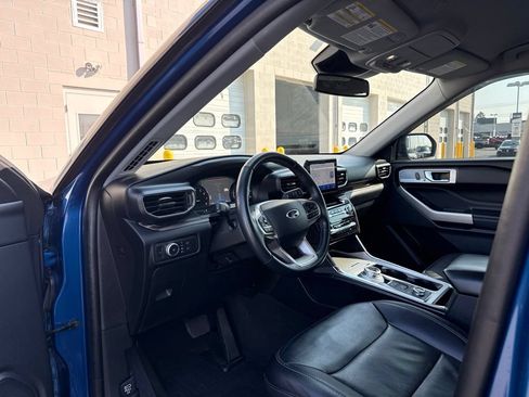 Used 2021 Ford Explorer Limited AWD/4WD image 11
