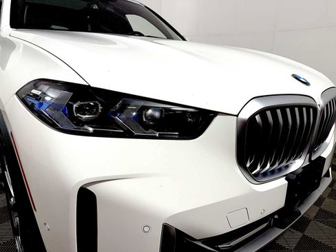 Used 2026 BMW X5 xDrive40i AWD/4WD image 25