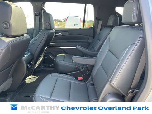 New 2026 Chevrolet Traverse LT w/ Enhanced Driving Package AWD/4WD image 16