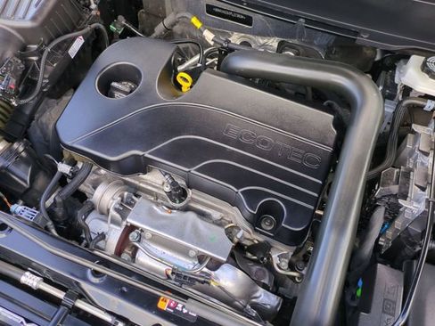 Certified 2023 Chevrolet Equinox LT image 29