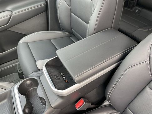 New 2026 GMC Terrain Elevation w/ Elevation Premium Package image 21