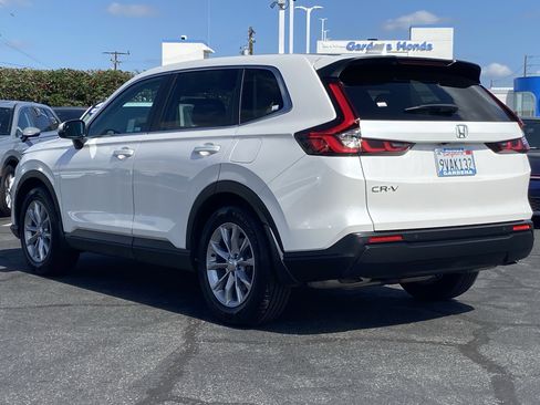 Used 2025 Honda CR-V EX-L image 4