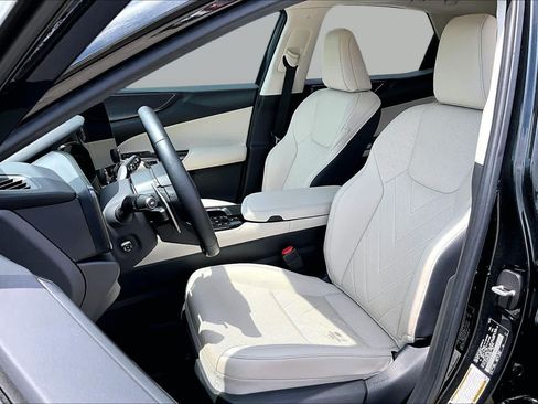 Used 2025 Lexus NX 450h+ AWD w/ Accessory Package (2T) image 8