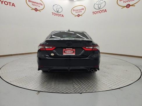 Used 2021 Toyota Camry SE FWD image 7