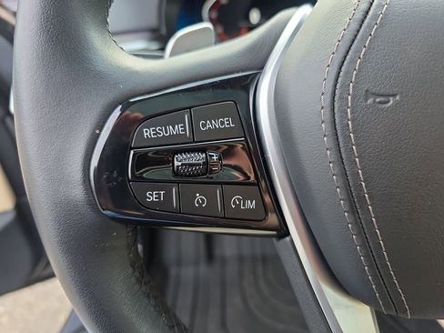 Used 2023 BMW 530i xDrive w/ Convenience Package image 25