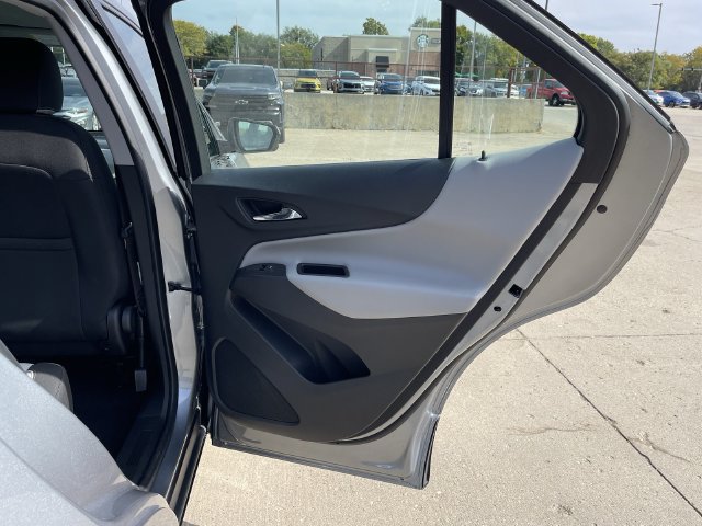 Used 2023 Chevrolet Equinox LS w/ LPO, Floor Liner Package FWD image 14