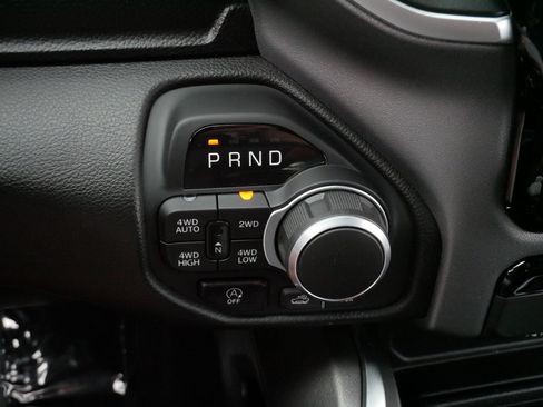Used 2025 RAM 1500 Big Horn AWD/4WD image 24