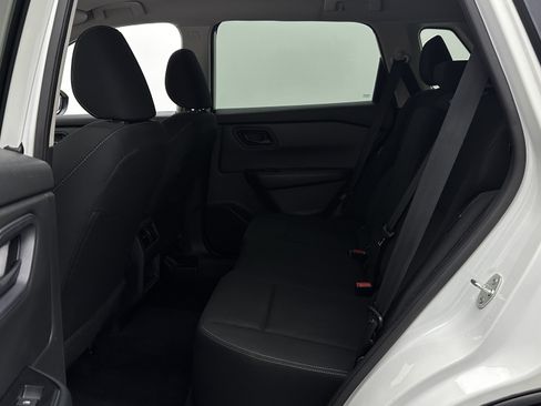 Used 2024 Nissan Rogue S AWD/4WD image 25
