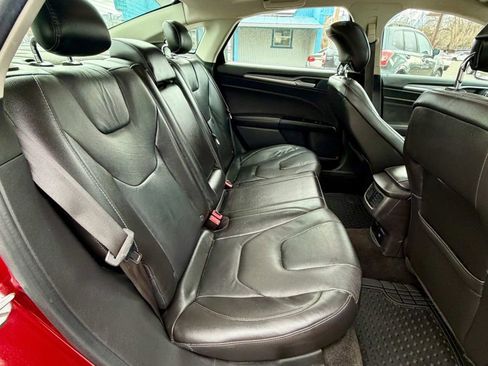Used 2013 Ford Fusion Titanium w/ Titanium Driver Assist Pkg FWD image 17
