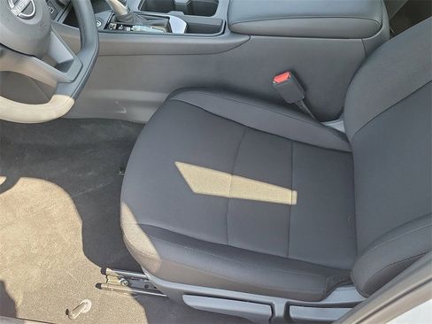 New 2025 Nissan Sentra S image 11