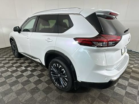Used 2024 Nissan Rogue Platinum w/ Platinum Premium Package AWD/4WD image 4