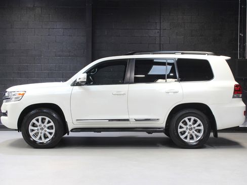 Used 2019 Toyota Land Cruiser w/ Four Season Floor Mat Package image 3