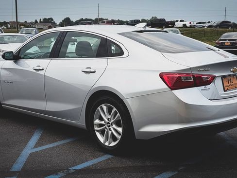 Used 2018 Chevrolet Malibu LT w/ LPO, Convenience Package 2 FWD image 7