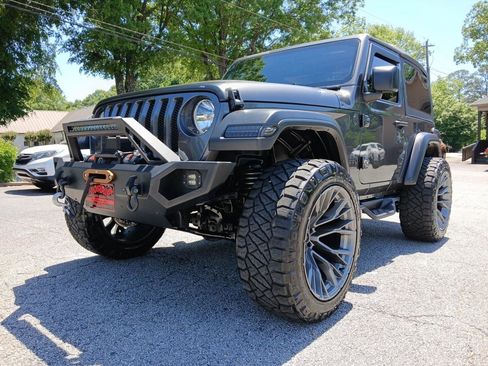 Used 2023 Jeep Wrangler Sport AWD/4WD image 2
