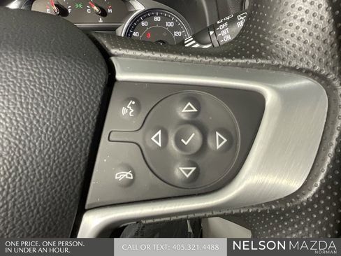 Used 2023 GMC Terrain SLE w/ Driver Convenience Package image 43