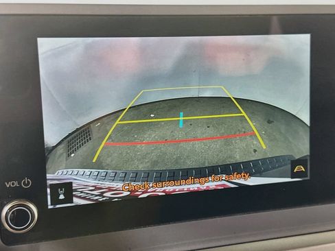 Used 2025 Toyota 4Runner SR5 AWD/4WD image 10
