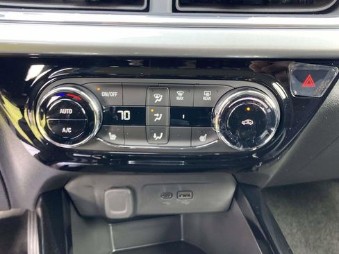 New 2026 Chevrolet Trax LT w/ Driver Confidence Package FWD image 19
