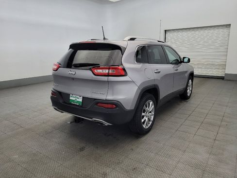 Used 2018 Jeep Cherokee Limited AWD/4WD image 9