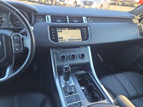 Used 2016 Land Rover Range Rover Sport SE image 21