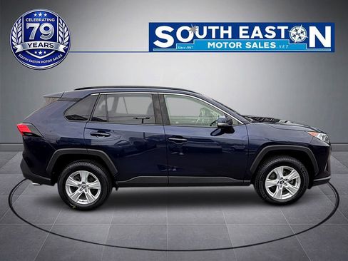 Used 2019 Toyota RAV4 XLE w/ Convenience Package AWD/4WD image 7