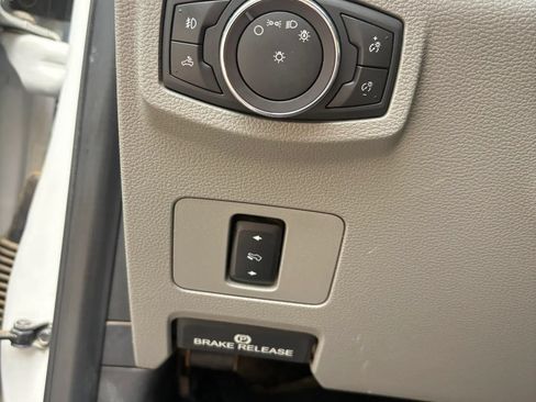 Used 2018 Ford F250 XLT w/ XLT Value Package AWD/4WD image 33