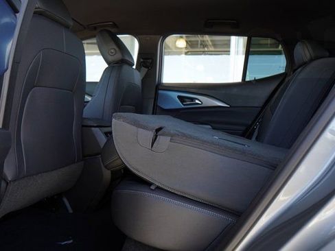 New 2026 Chevrolet Equinox EV LT image 26