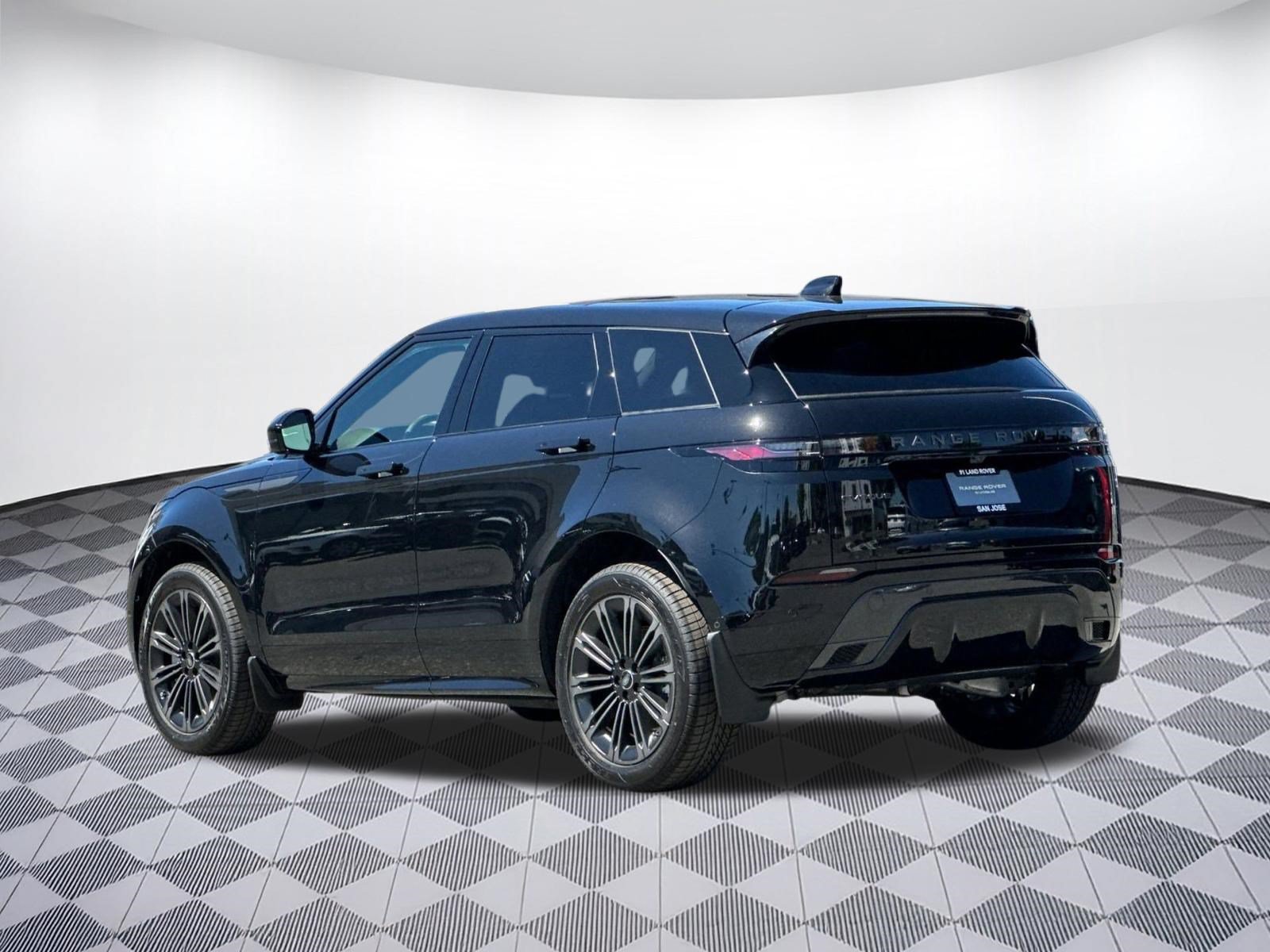 New 2026 Land Rover Range Rover Evoque Dynamic SE AWD/4WD image 3